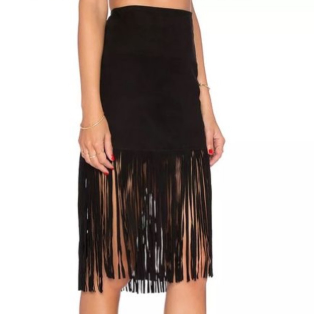Live A Little Shimmy Shake Skirt Black size 6